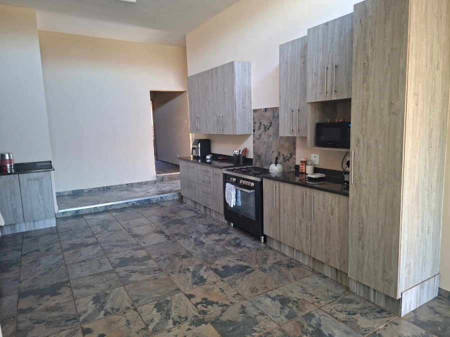 3 Bedroom Property for Sale in Buffelspoort Eco Estate North West